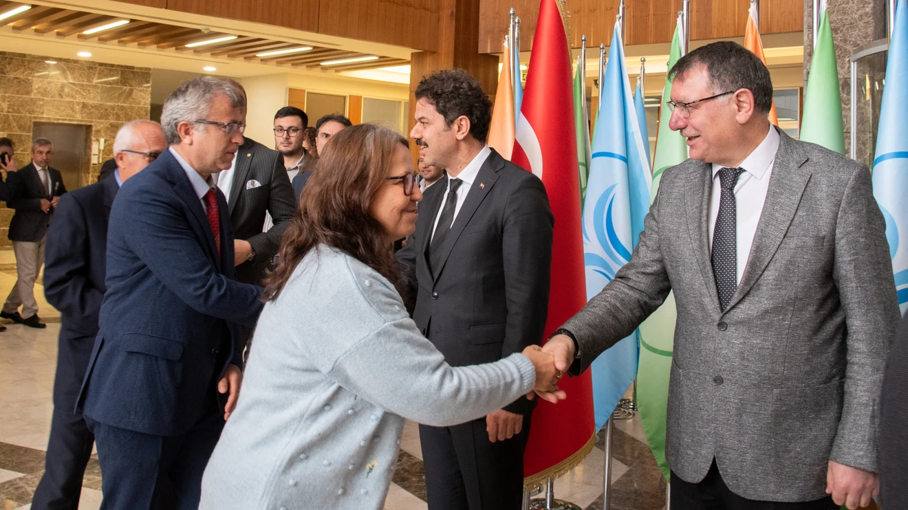 Selçuk Üniversitesi bayramlaşma töreninde buluştu